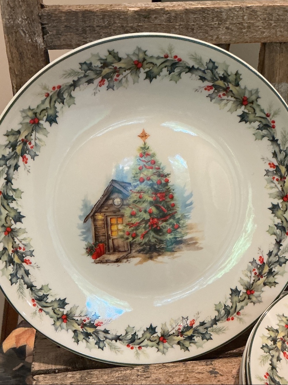 Christmas Salad / Dessert / Appetizer Plates - Set of 4. 
NO Bundling!